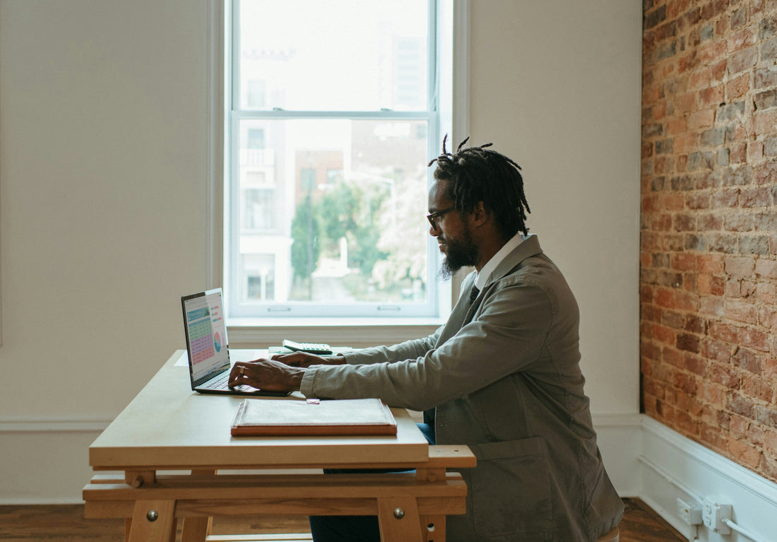 The Rise of Remote Work and the Need for Flexible Accommodation Solutionsbusiness, business let, business travel, corporate housing, corporate travel, expanding market, luxury, nomad, serviced accommodation, short term accommodation, short term let, short
